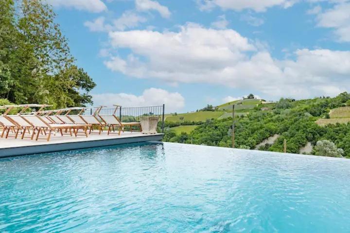 Tenuta Miranda Cassinasco Ngoại thất bức ảnh